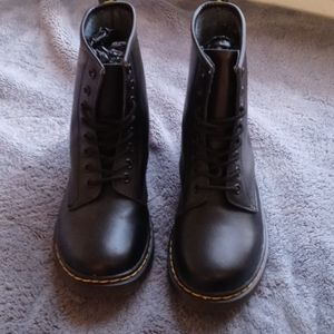 women's boot